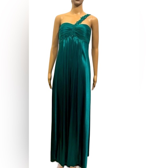NWOT Satin Maxi Dress Green Size 5/6 - Picture 8 of 8